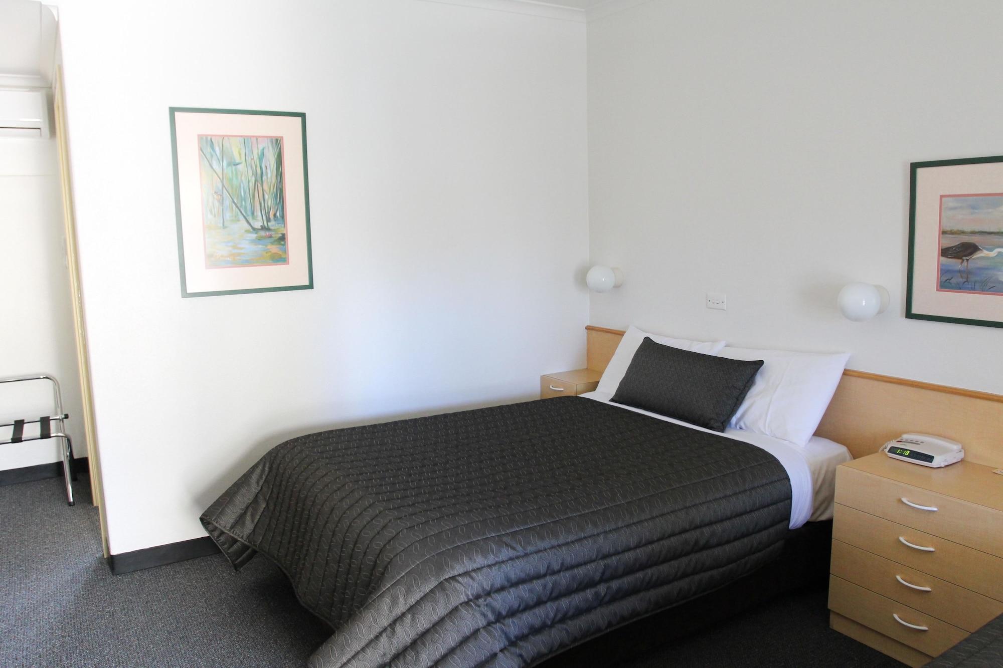 Mid City Motor Inn Queanbeyan Eksteriør bilde