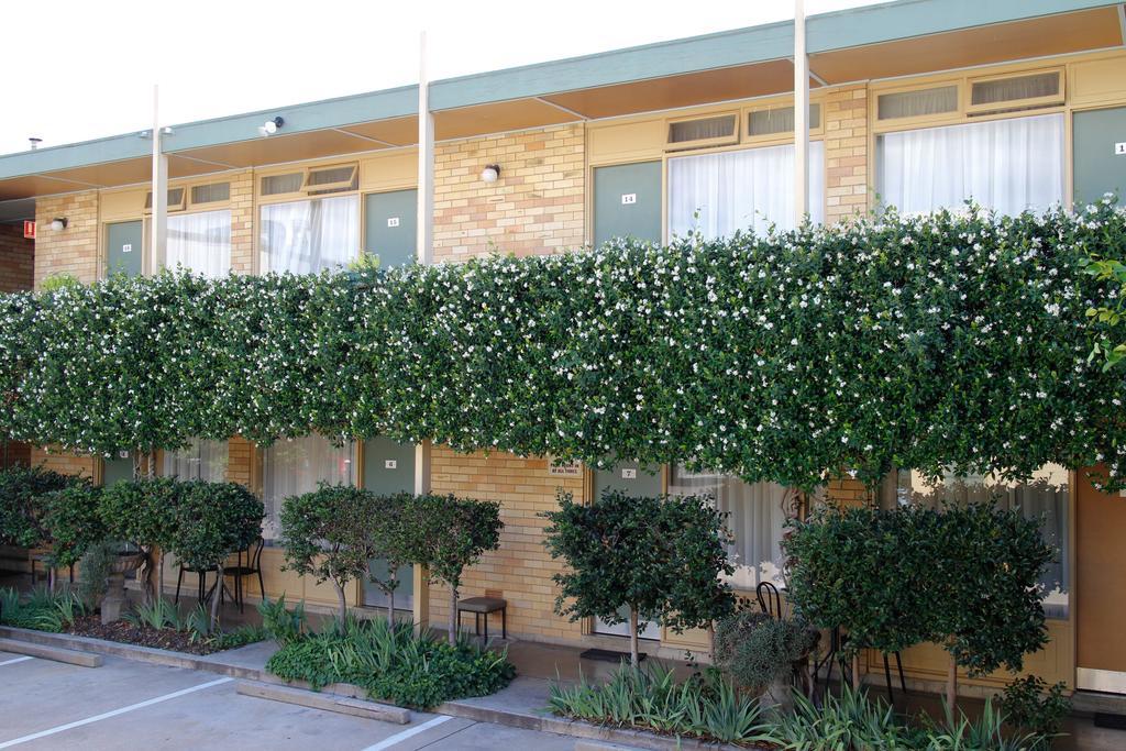 Mid City Motor Inn Queanbeyan Rom bilde